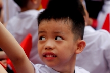 Lớp học không điều hoà, phụ huynh lo con "nóng phát ốm"