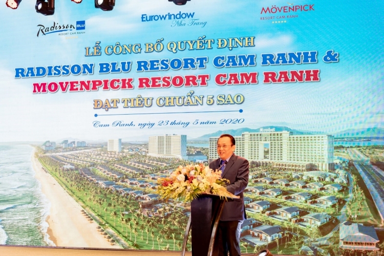 movenpick resort cam ranh va radisson blu resort cam ranh dat tieu chuan 5 sao