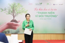 Không ai dạy chúng ta về rác và sự ngây thơ "có lỗi"