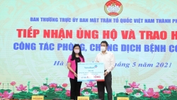 ha noi tiep nhan hon 125 ty dong ung ho phong chong dich covid 19