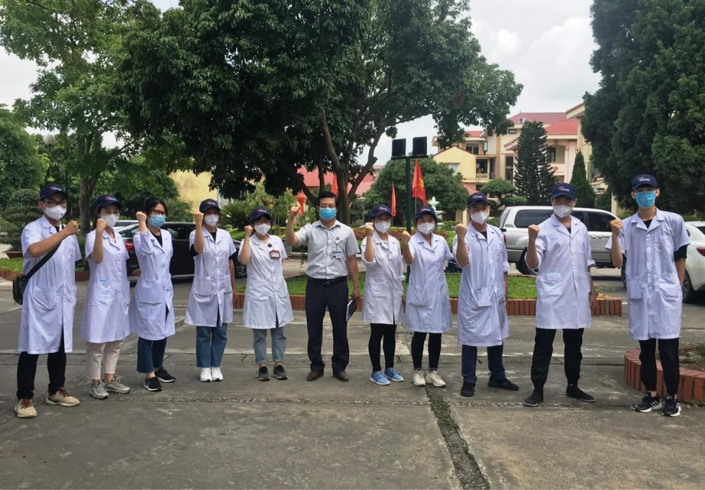 Phát huy sức trẻ sinh viên Đại học Y Hà Nội xông pha đến tuyến đầu chống dịch Covid-19