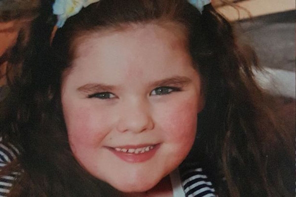 4 tuổi dậy thì và 7 tuổi mãn kinh, bé gái mất tuổi thơ mãi mãi