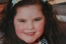 4 tuổi dậy thì và 7 tuổi mãn kinh, bé gái mất tuổi thơ mãi mãi