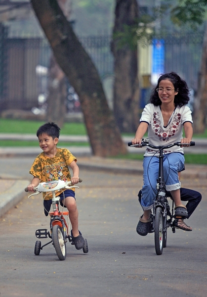 Nóng trên mạng xã hội: Đại phẫu 'cậu nhỏ' cho 'chú lính chì' Thiện Nhân