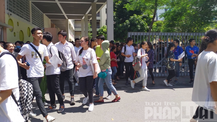 Thi THPT Quốc gia 2019: Thí sinh nói gì về đề tổ hợp Khoa học tự nhiên?