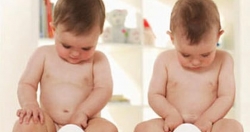 Trẻ mầm non sờ mò vùng kín, cô giáo, phụ huynh cùng hoảng