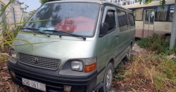 Hà Nội: Học sinh lớp 4 bị bỏ quên trên xe ô tô đưa đón