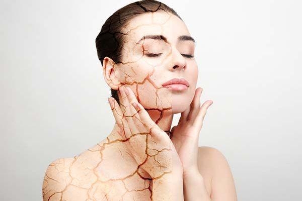 6 sai lầm khi rửa mặt khiến da ngày càng xấu 6 sai lam khi sua mat khien da ngay cang xau