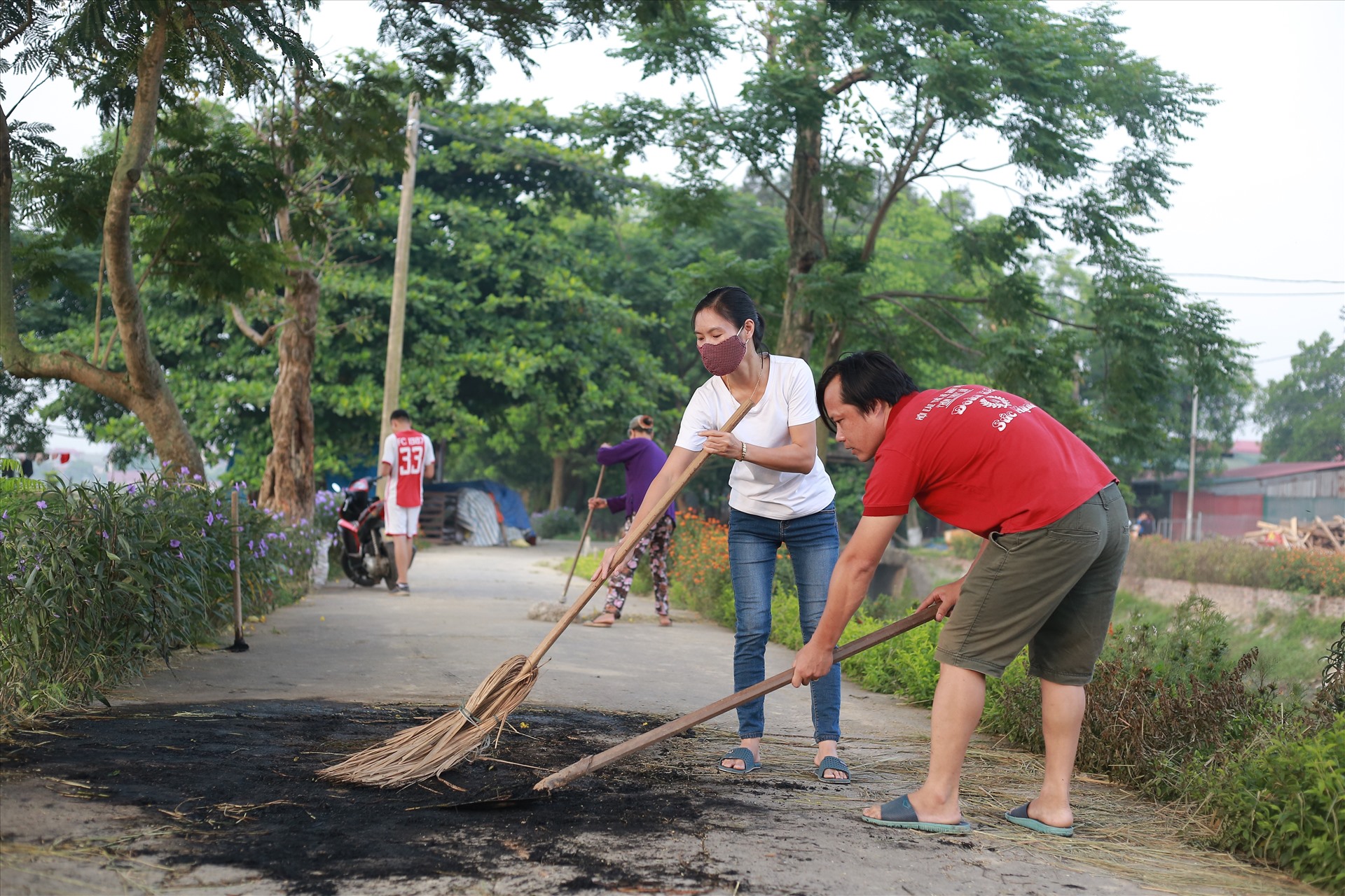 tien si khoa hoc keu goi nguoi dan xay duong hoa cuu dong kenh chet