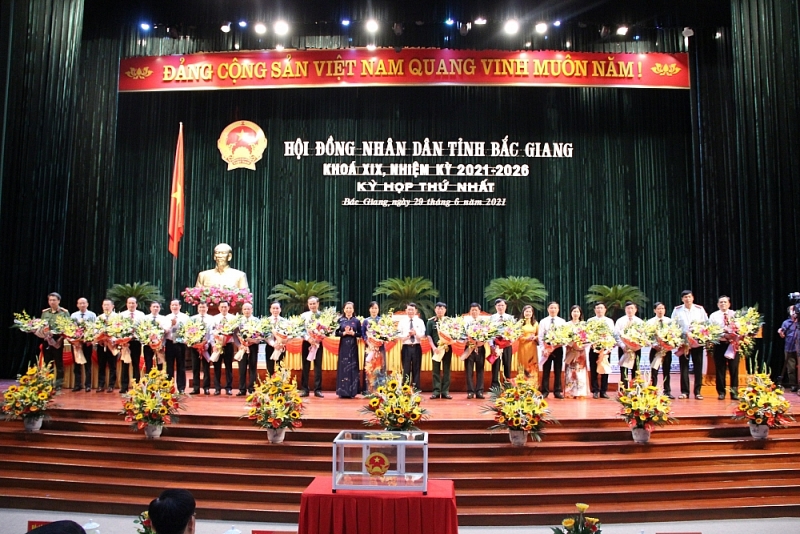 Bắc Giang bầu các chức danh chủ chốt của HĐND và UBND tỉnh