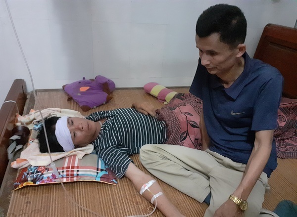 tai nan o ha tinh am anh tieng khoc xe long ben nhung vong hoa trang