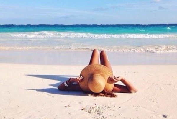 Dự báo thời tiết ngày 17/7: Nắng nóng tiếp tục mở rộng, xuất hiện bão gần biển Đông