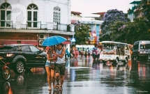 Dự báo thời tiết ngày 30/7: Áp thấp gây mưa trên toàn Bắc Bộ, kéo dài đến hết tuần