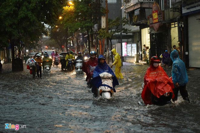 3 huong do bo cua bao so 3 wipha khi vao dat lien