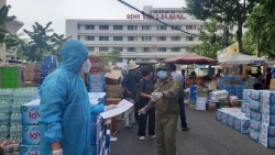 nha hao tam nguoi dan chia lua cung doi ngu bac si o da nang