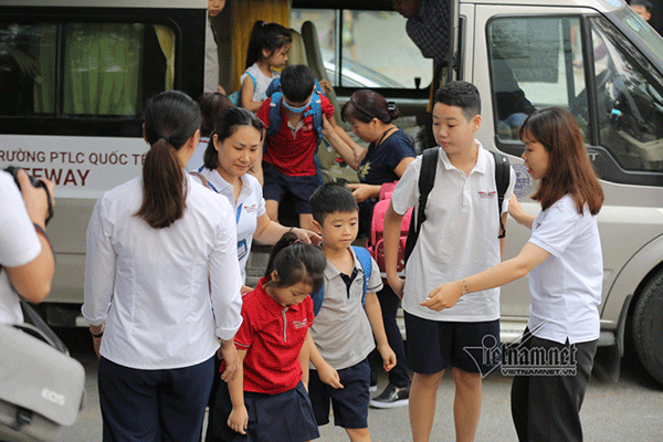 Tiết lộ về tài xế và chiếc xe chưa có giấy phép chở HS trường Gateway