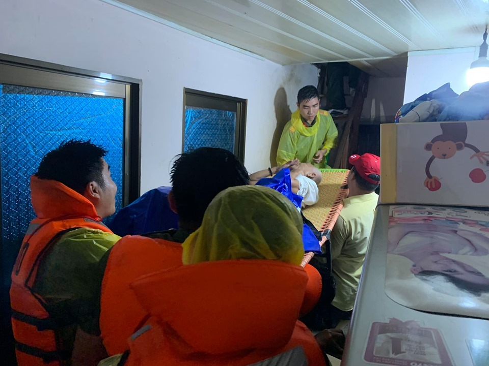 Phú Quốc ngập lịch sử, nghìn người vật lộn trong 