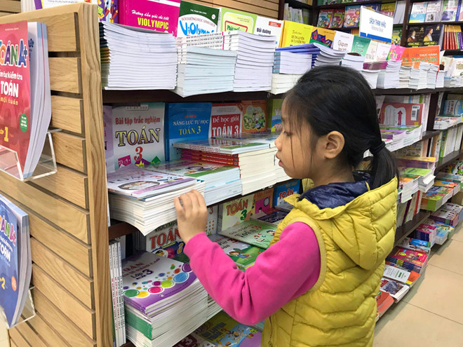 khi nguoi chon sach giao khoa khong la giao vien