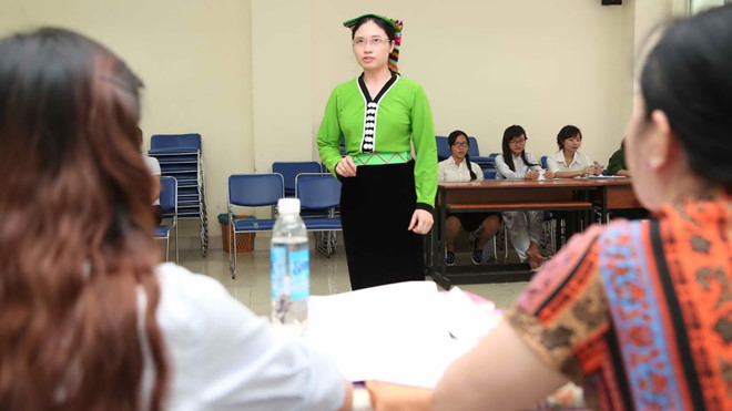 Chấm dứt coi âm nhạc, mỹ thuật như 