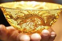 Giá vàng hôm nay (28/8): Sau một ngày "đổ đèo", vàng lại leo đỉnh mới