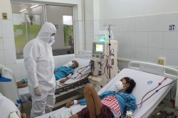 13 ca Covid-19 nguy kịch và nặng, Bộ Y tế tiếp tục chi viện bác sĩ