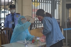 Lập chốt sàng lọc người ra vào viện, làm không nghiêm có thể đóng cửa bệnh viện