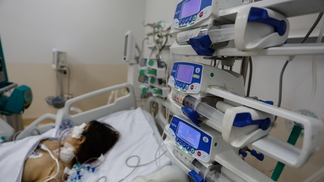 Làm gì để ngăn bệnh nhân Covid-19 chuyển nặng?