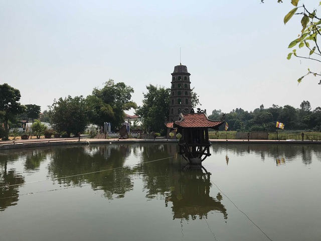 ubnd xa khong moi duoc su thay nghi ga tinh phong vien den hop