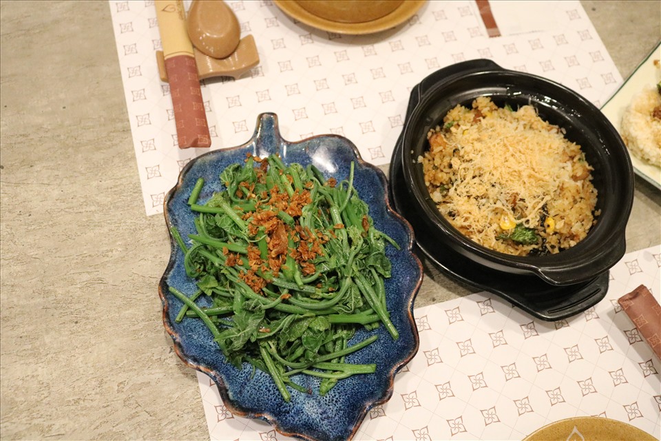 Cấu trúc sinh học của con người phù hợp với ăn chay hay ăn mặn?