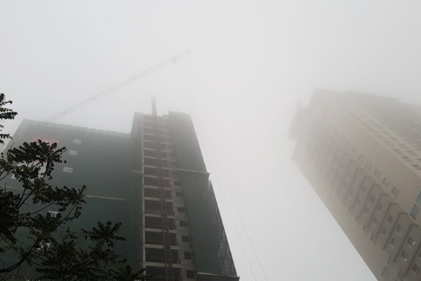 Bầu trời Hà Nội bị ô nhiễm bụi hô hấp từ lúc nào?