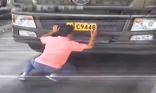 tai xe tu ve bien so gia giong nhu that