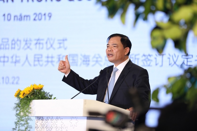 xuat khau chinh ngach sang trung quoc cuoc doi ngoi ngoan muc cua sua viet