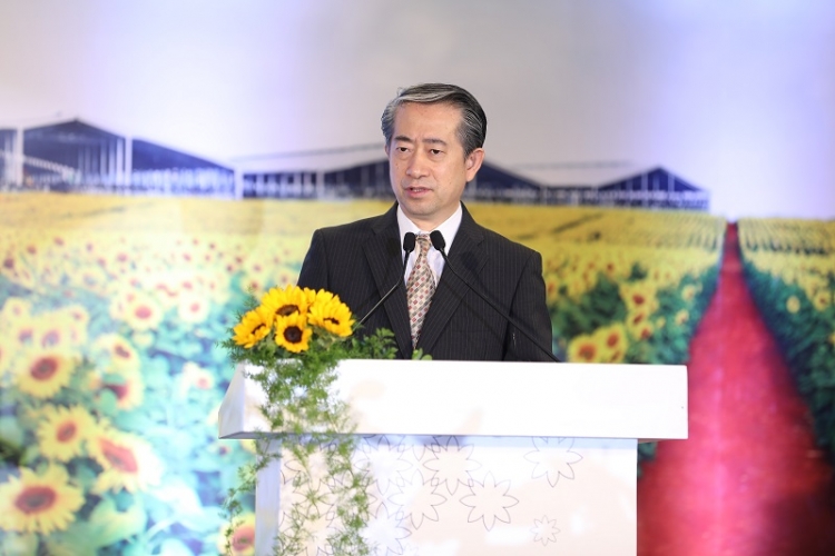 xuat khau chinh ngach sang trung quoc cuoc doi ngoi ngoan muc cua sua viet