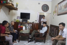 Công an lấy mẫu ADN của những gia đình có con mất tích ở Anh