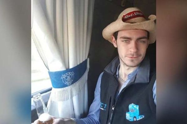 Tài xế vụ 39 người chết tức tưởi trong công-ten-nơ hầu tòa Tài xế vụ 39 người chết tức tưởi trong công-ten-nơ hầu tòa