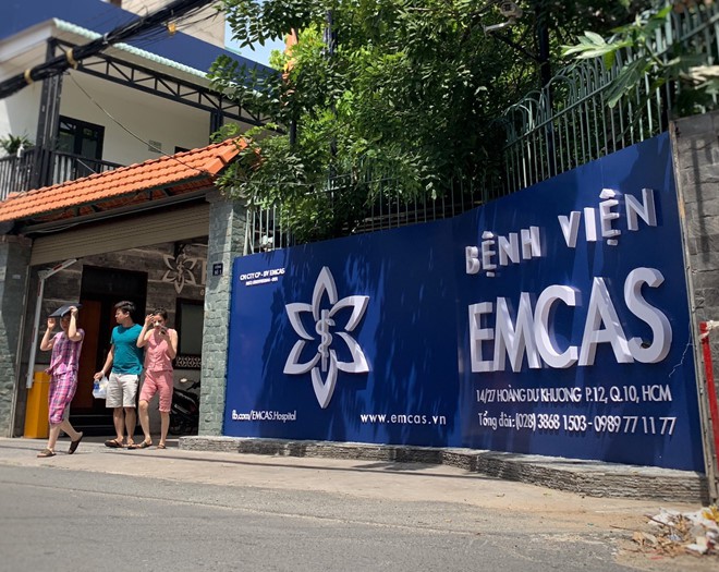 Bệnh viện thẩm mỹ hút mỡ bụng cho người phụ nữ đang mang thai