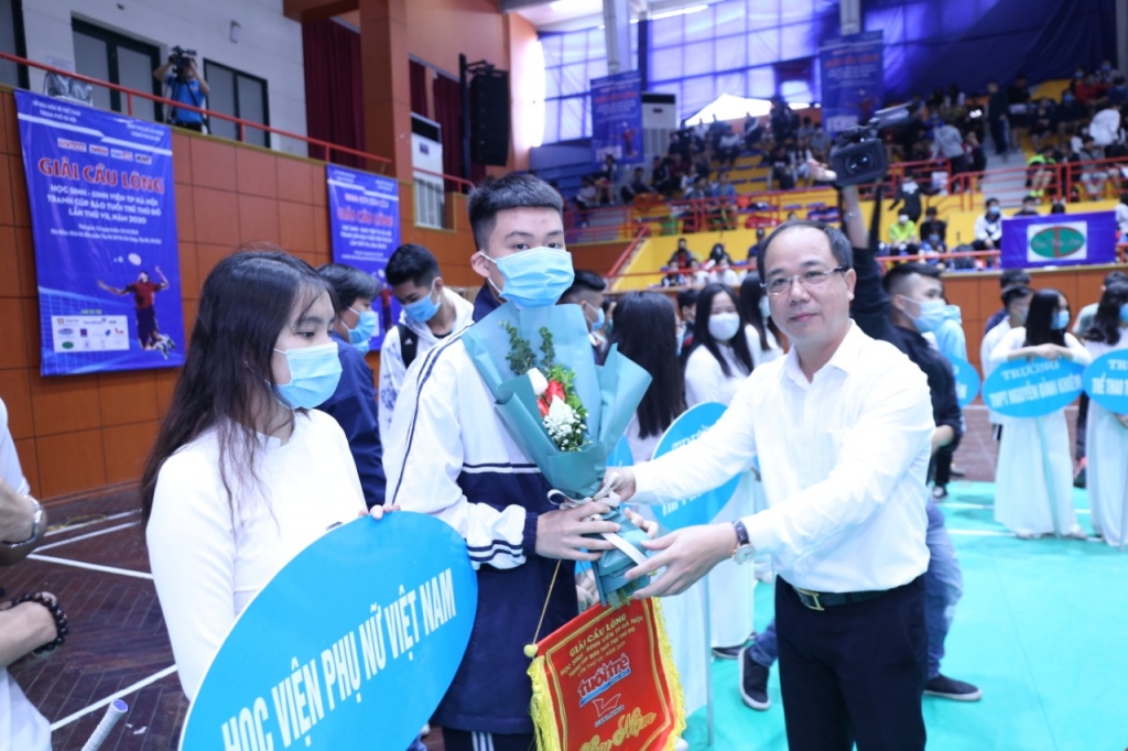 Tưng bừng khai mạc Giải Cầu lông Học sinh - Sinh viên TP Hà Nội tranh Cúp Báo Tuổi trẻ Thủ đô lần VII - năm 2020