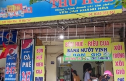 Xử phạt chủ quán bún chặt chém đoàn cứu trợ bão lũ