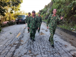 [NÓNG] - Công binh bắt đầu tiếp cận thông tuyến đường vào Trà Leng