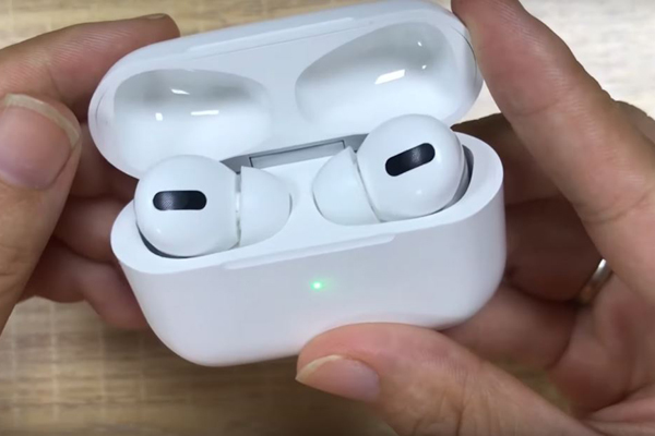 AirPods Pro vừa mở bán đã có 