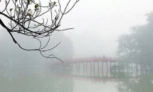 Không khí lạnh tràn về, Hà Nội có mưa và dông