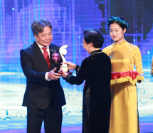 Người đưa “phẫu thuật quý tộc” của châu Âu “phủ sóng” khắp Việt Nam