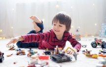 Cách nuôi dạy con khác biệt của bà mẹ Anh