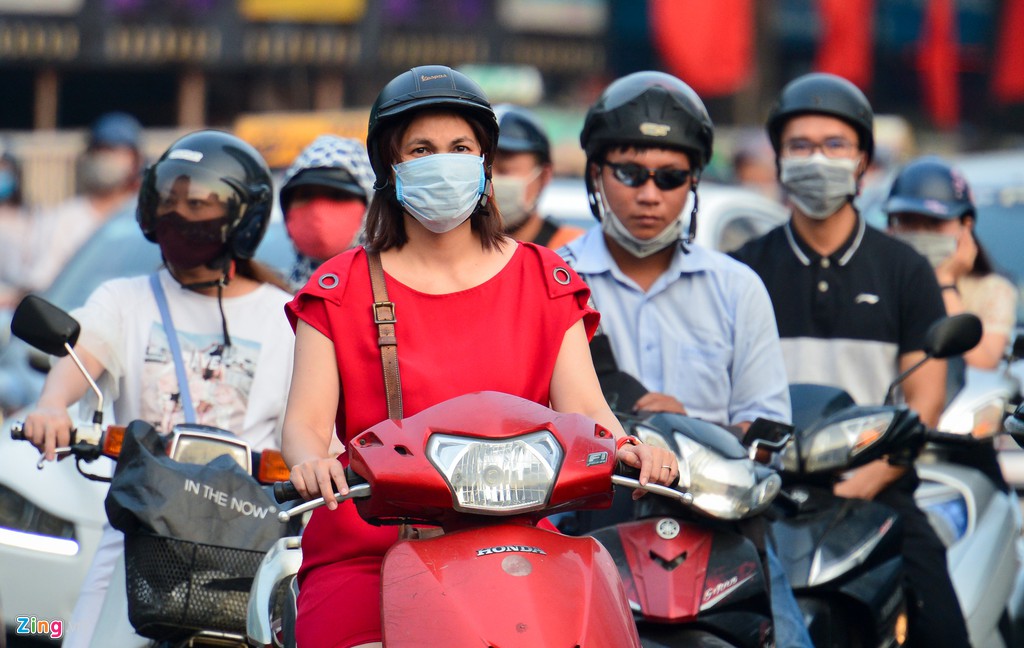 khoi xe bui duong bua vay nguoi ha noi