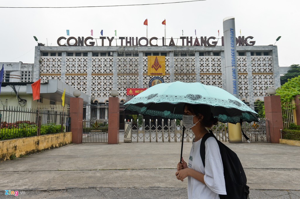 khoi xe bui duong bua vay nguoi ha noi