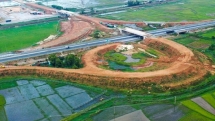 VEC bị phê bình vì vòng xoay cao tốc 34.500 tỷ ì ạch