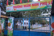 tuong trinh vu be 3 tuoi tu vong do mac ket khi choi tai truong