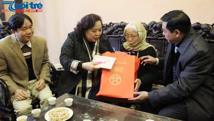 Hà Nội dành khoảng 378 tỷ đồng tặng quà Tết cho đối tượng chính sách