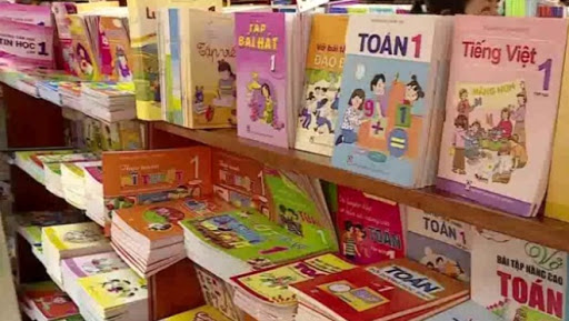 Đánh giá công bằng đối với SGK mới