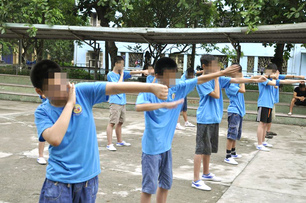 Các học viên cai nghiện game tại Trường Nội trú IVS (Q.Thủ Đức, TP.HCM) - Ảnh: Sơn Vinh